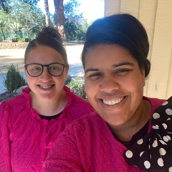 Meet your Posher, Simone - Picture 8 of 15